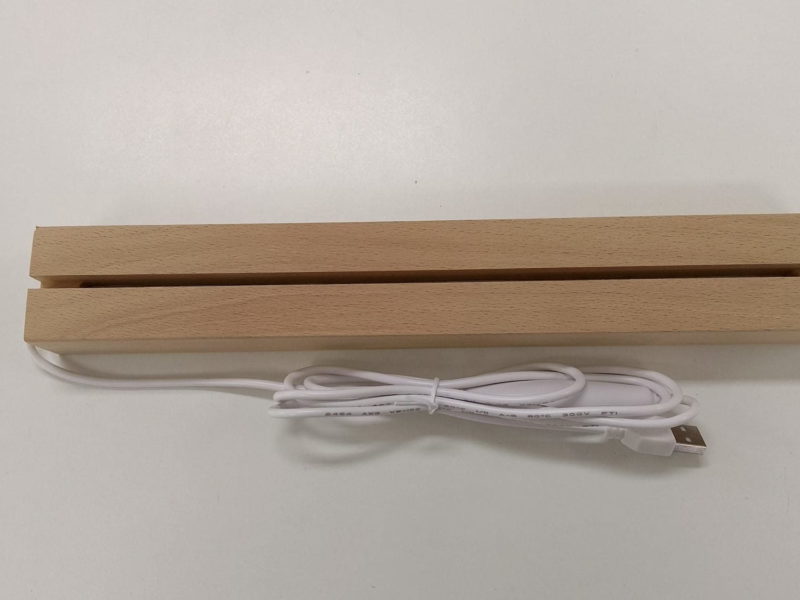 Base de lampe (veilleuse) RGB multi-couleurs long=30cm